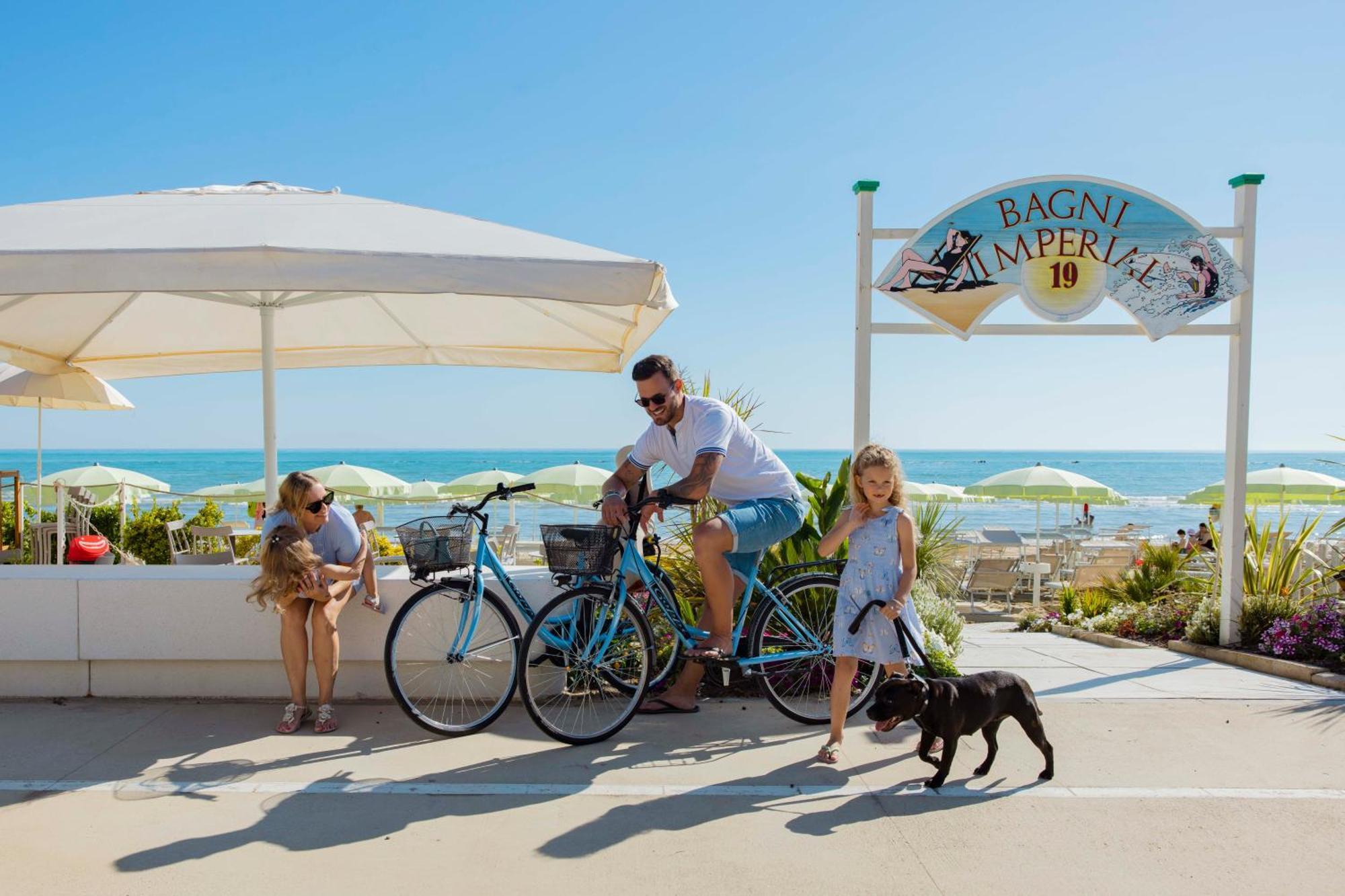 Una Hotels Imperial Beach Hotel Marotta Eksteriør billede