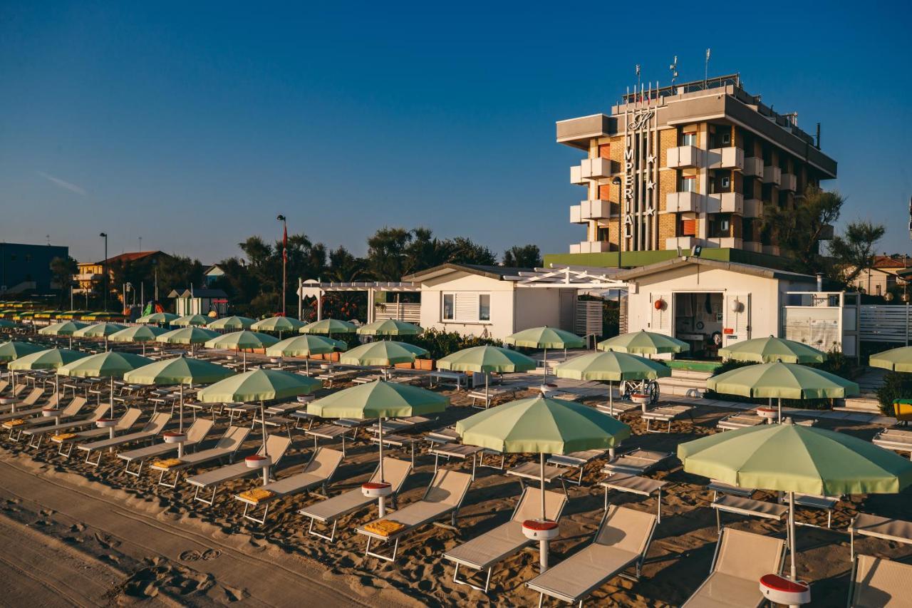 Una Hotels Imperial Beach Hotel Marotta Eksteriør billede